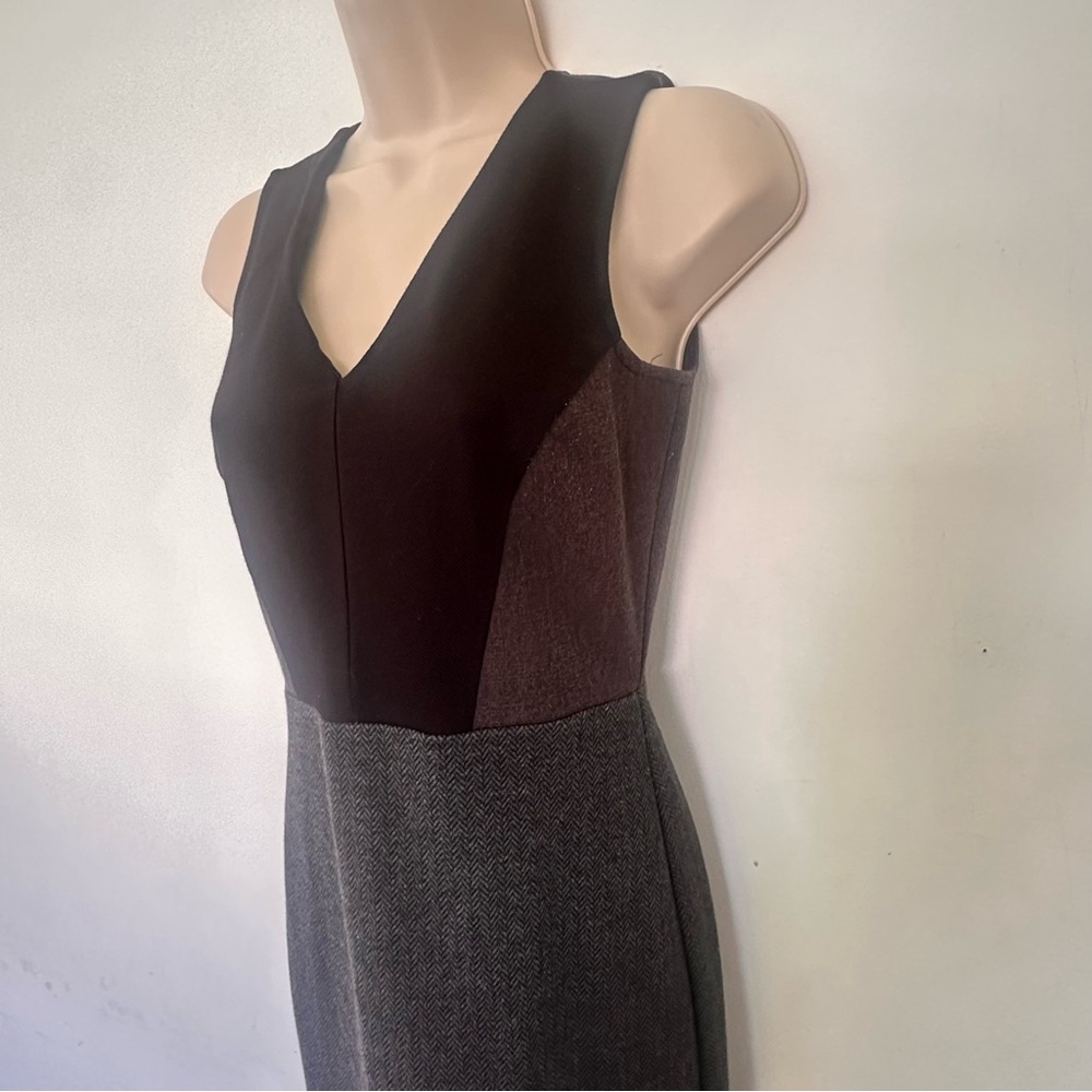 LOFT Black Maroon and Gray V-Neck Dress Size 00 Petite